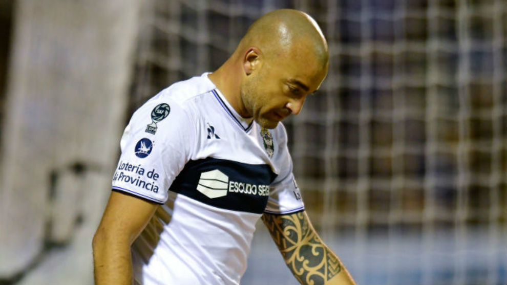 Resultado de imagen para "EL TANQUE" SILVA SUSPENDIDO