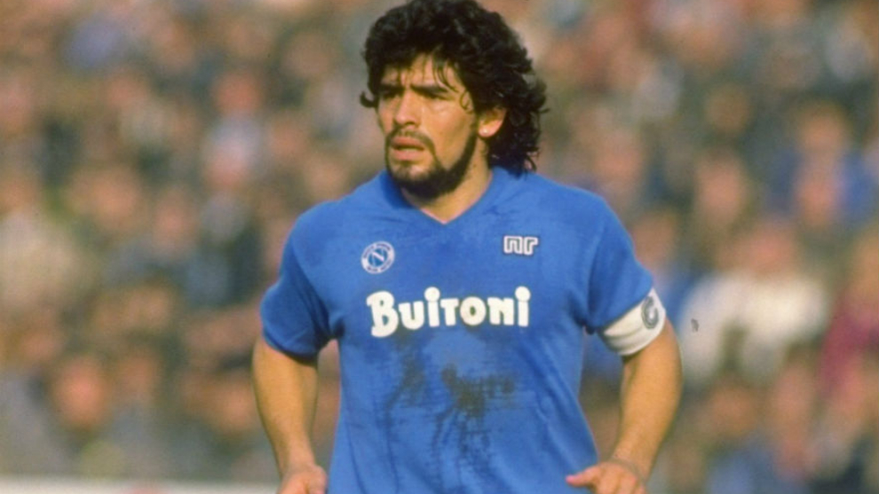 Gimnasia La Plata La Respuesta Del Napoli A Gimnasia Por La Llegada De Diego Armando Maradona Marca Claro Argentina
