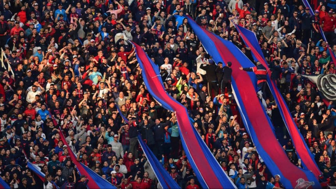 Superliga Argentina San Lorenzo Llevara Hinchas Visitantes A Colon De Santa Fe Marca Claro Argentina