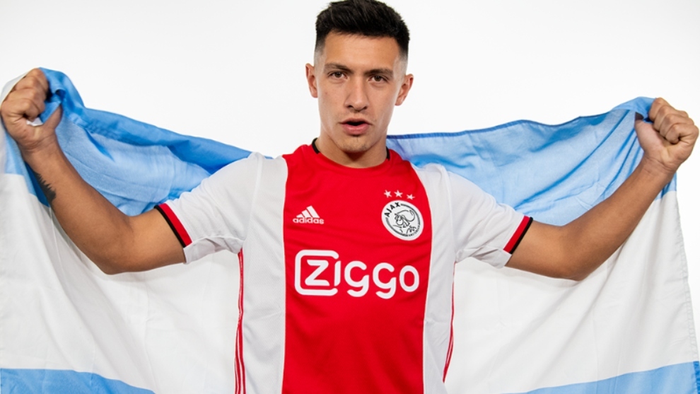 Lisandro Martínez es presentando en Ajax - La salida de Lisandro