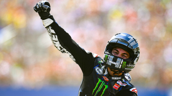 Viñales gana el esperado duelo a Márquez Viñales gana el esperado duelo a Márquez