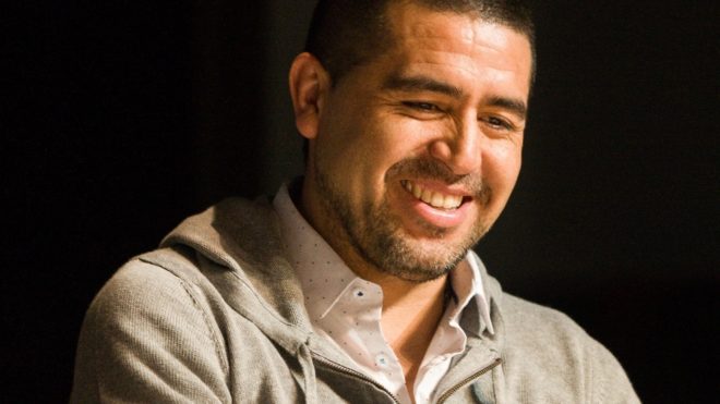 La Volpe habló de Riquelme