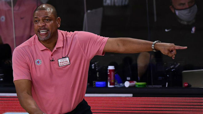 Doc Rivers durante un partido con los Clippers