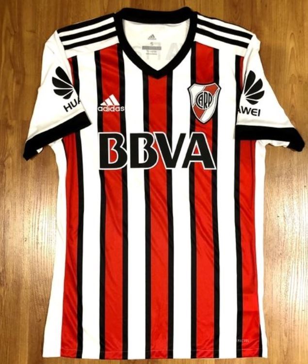 nueva camiseta de river 2021 tricolor