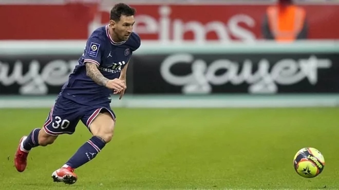 Leo Messi hizo su debut oficial en el Paris Saint-Germain