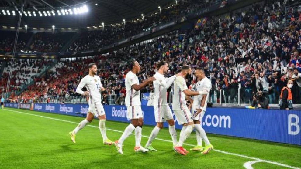 Los franceses celebrando el gol de Mbappé