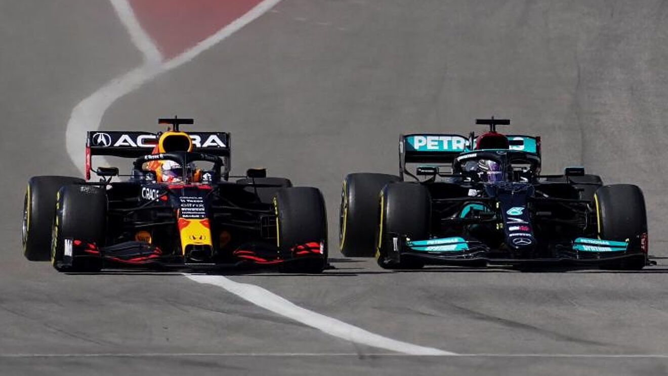 Lewis Hamilton y Max Verstappen.
