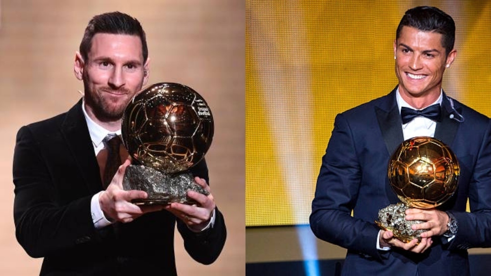 Messi y Cristiano Ronaldo con su Balón de Oro.