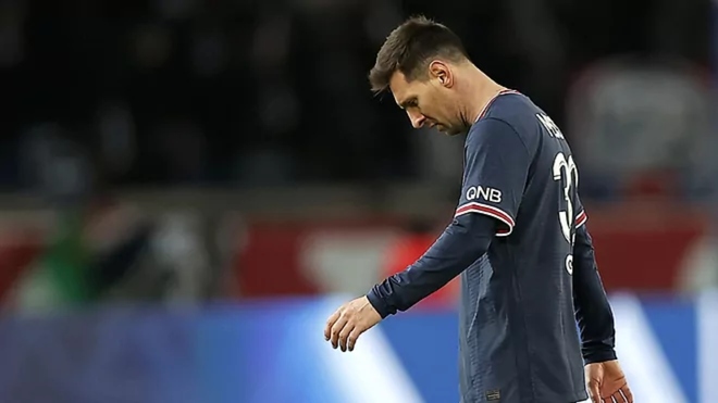 Leo Messi et Kylian Mbappé, ciblés par le PSG