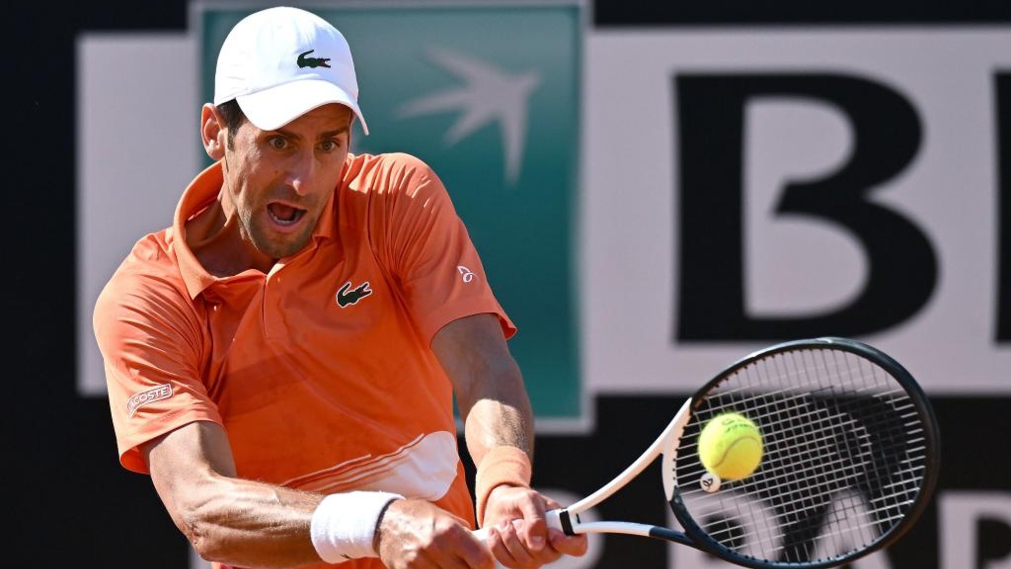 Djokovic regresa a lo grande y doblega a Tsisipas en la final de Roma |  MARCA Claro Argentina