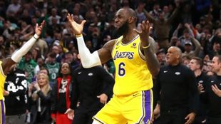 Los Lakers, enojados por el arbitraje en la NBA